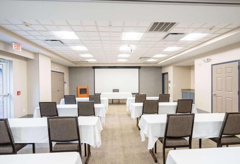 هتل Country Inn & Suites By Radisson, State College Penn State Area , Pa