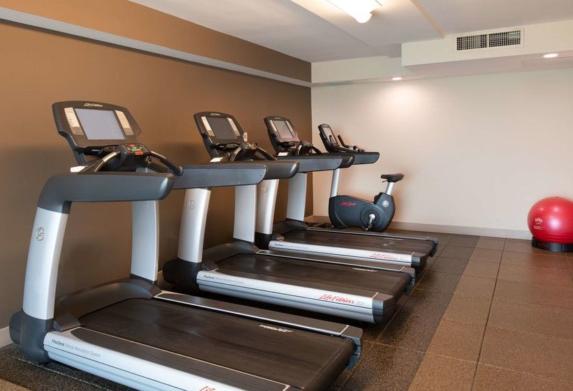 Doubletree By Hilton Hotel & Suites Charleston Airport