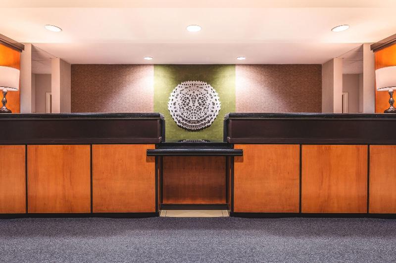 فندق Fairfield Inn & Suites Redding