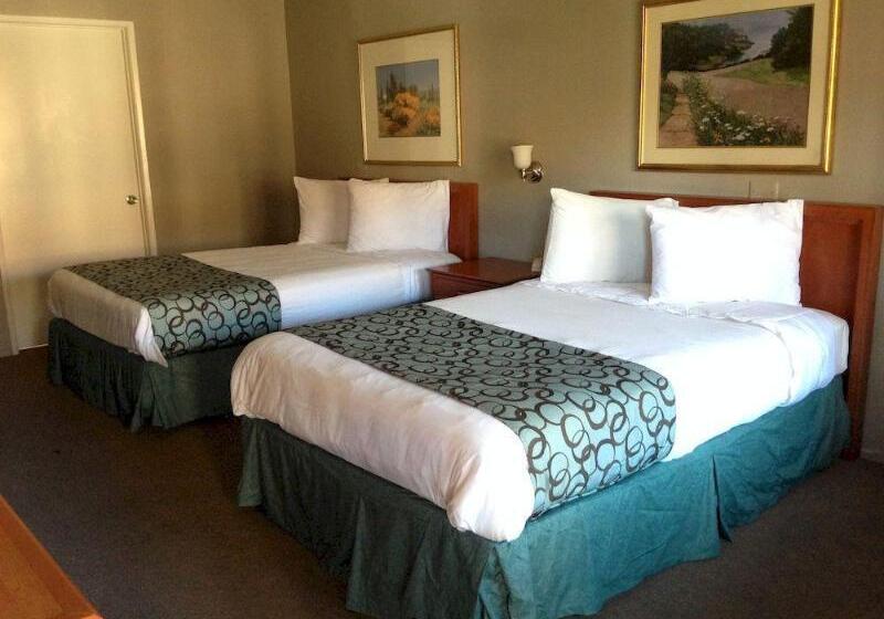 호텔 Five Star Inn