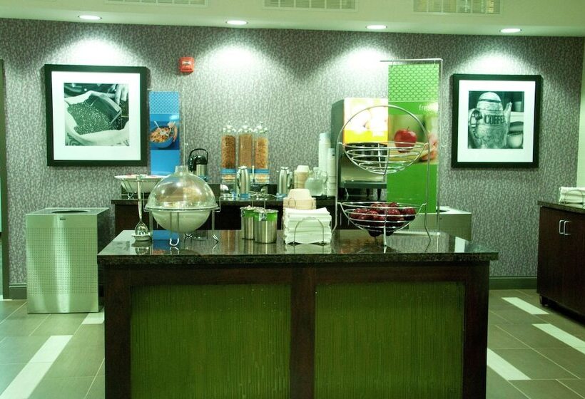 فندق Hampton Inn By Hilton Leesville Fort Johnson