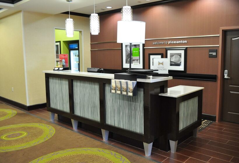 Отель Hampton Inn Pleasanton