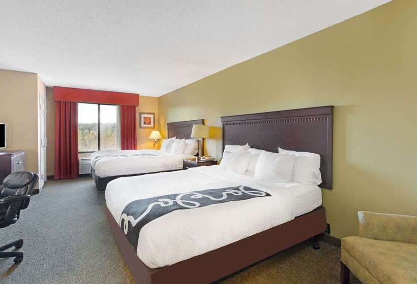 فندق La Quinta By Wyndham Richmond   Kings Dominion