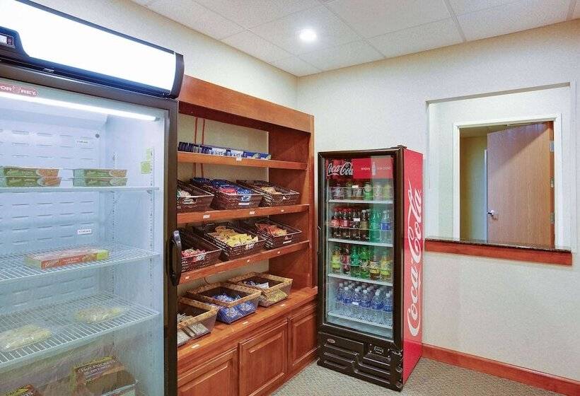 فندق La Quinta By Wyndham Richmond   Kings Dominion