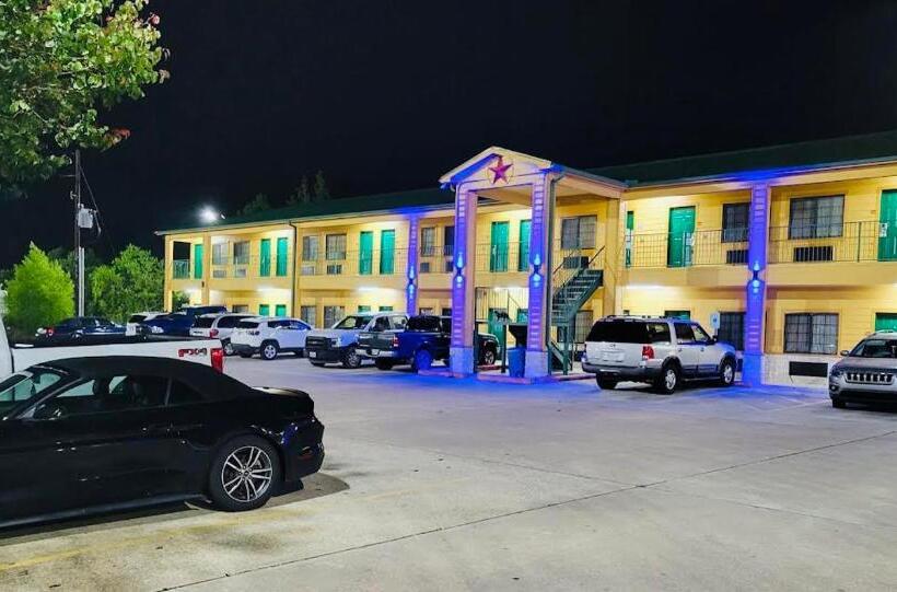 호텔 Scottish Inn & Suites