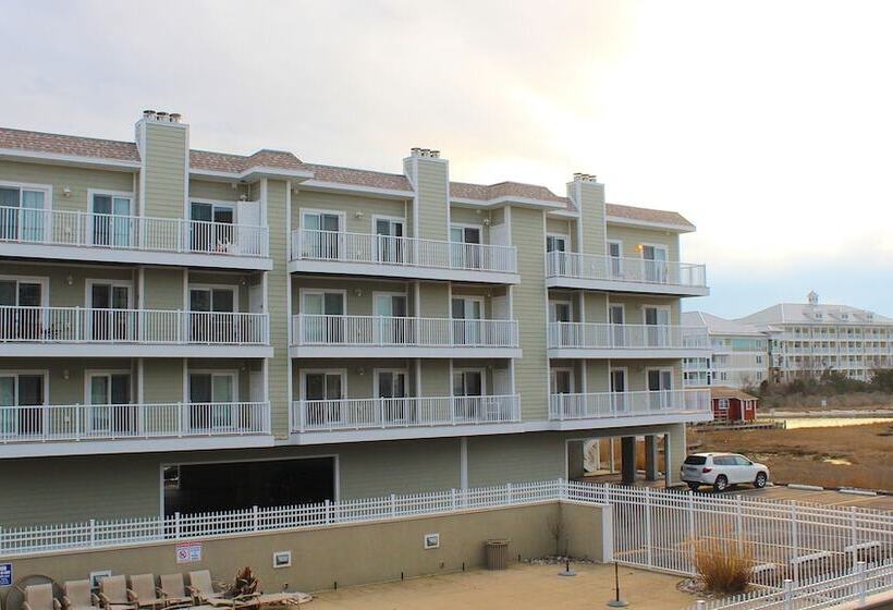 Lucayan Resort By Kees Vacations