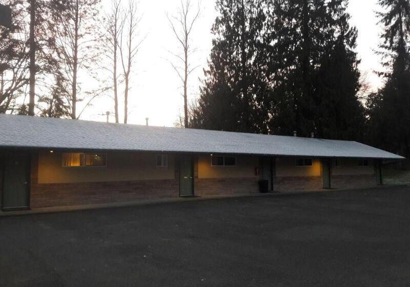 Monroe Motel