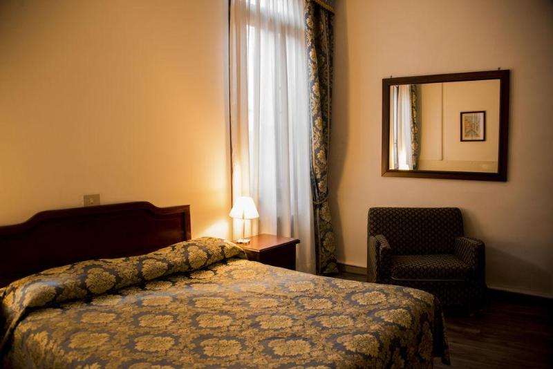 هتل Albergo Casa Peron