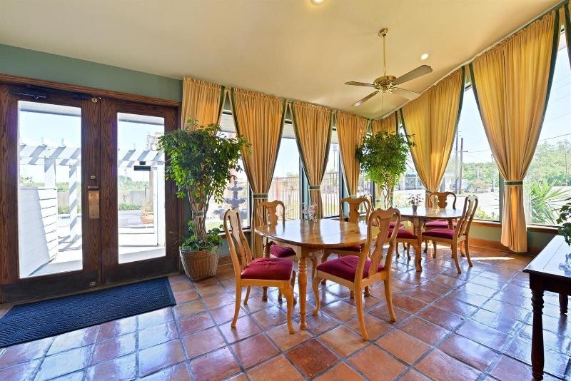 בית מלון כפרי Americas Best Value Inn Columbus