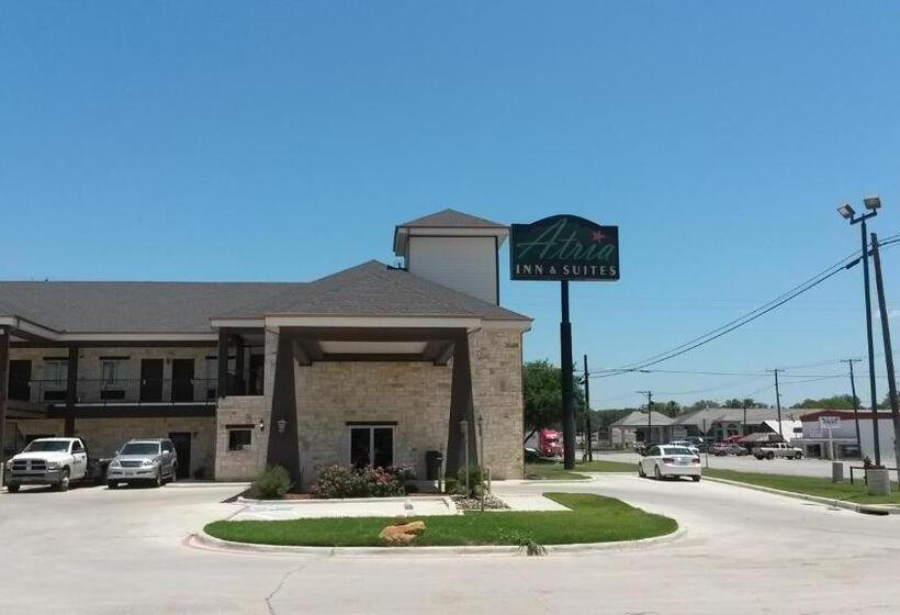 בית מלון כפרי Atria Inn & Suites
