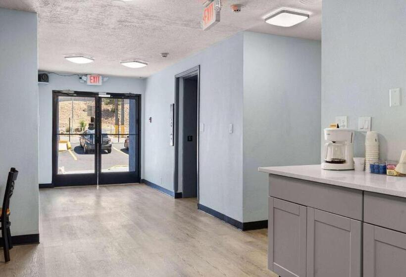 בית מלון כפרי Days Inn By Wyndham Albuquerque I 25