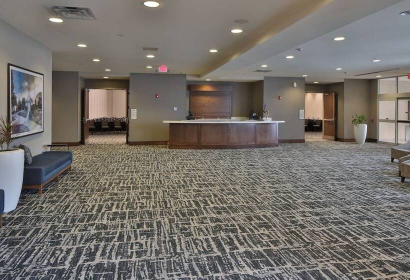 בית מלון כפרי Hilton Garden Inn Cedar Falls
