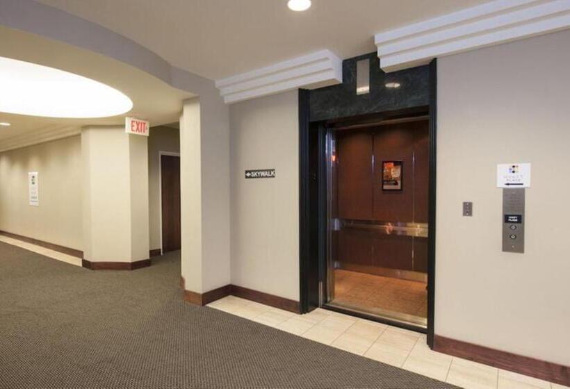 هتل Hyatt Place Des Moines/downtown