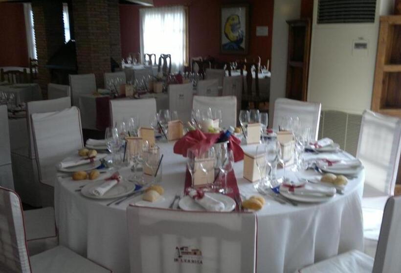 בית מלון כפרי L Ermita Casa Ripo