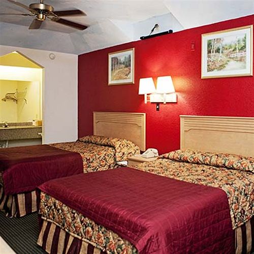 호텔 Palace Inn &Suites Willowbrook