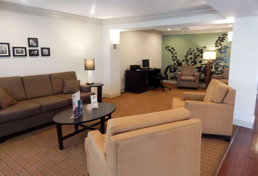 בית מלון כפרי Sleep Inn & Suites Near Liberty Place I65