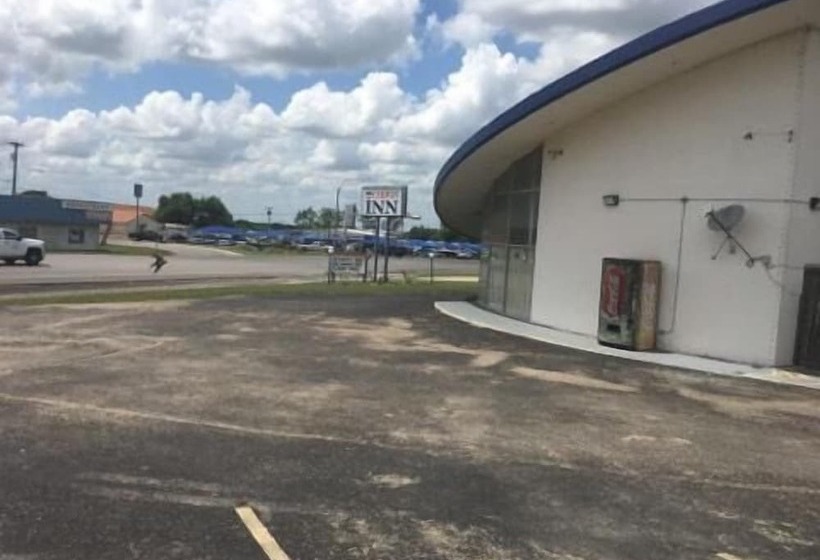 汽车旅馆  Caravan Inn