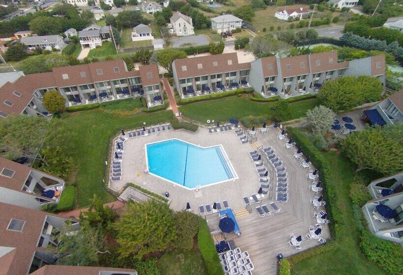منتجع The Surf Club