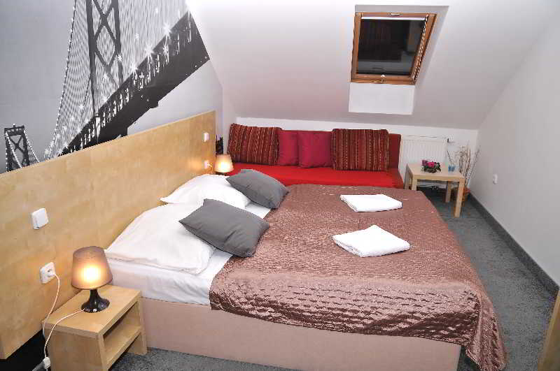 Andel Apartments