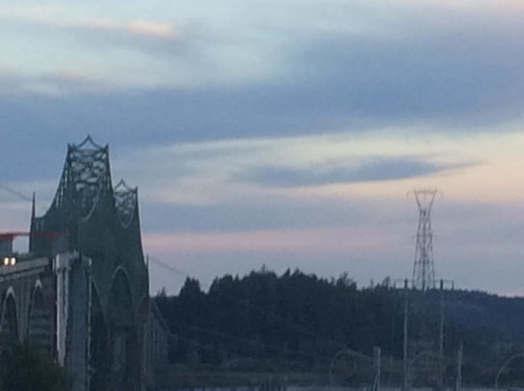 Bay Bridge Motel