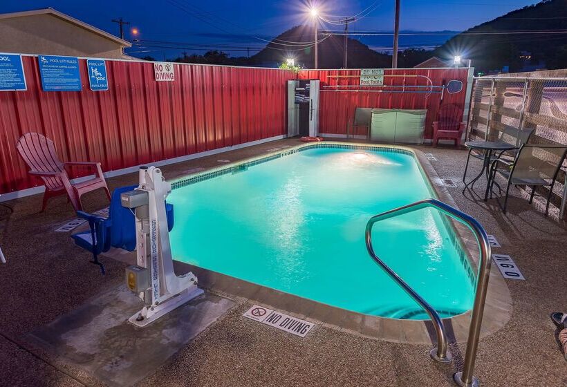 בית מלון כפרי Americas Best Value Inn   Legend S Inn