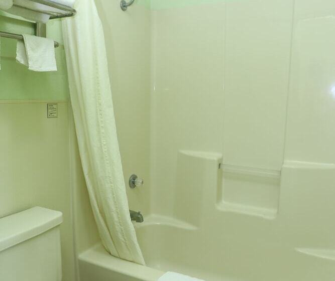 ホテル Budget Inn