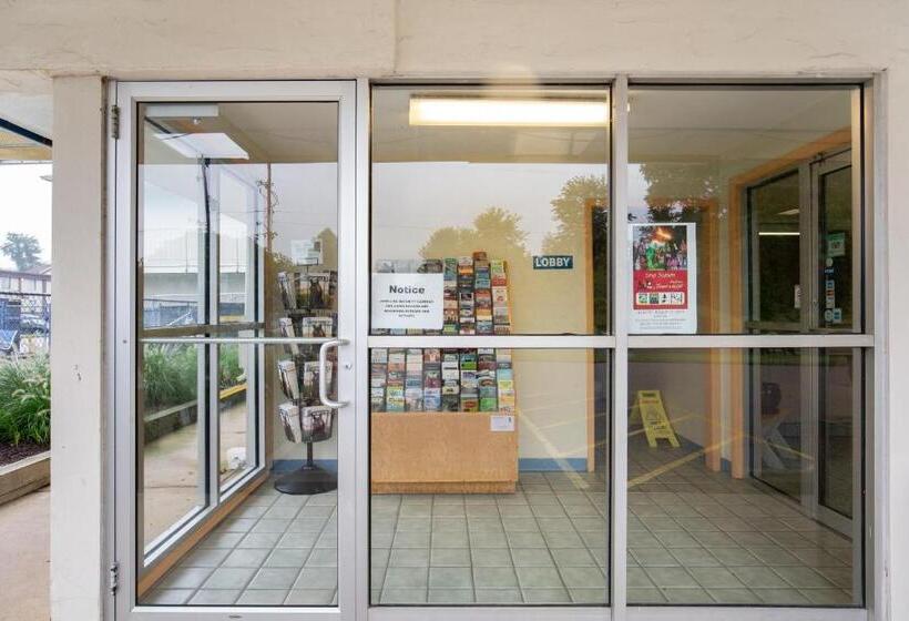 호텔 Days Inn By Wyndham New Philadelphia