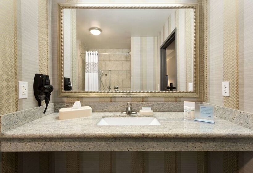 فندق Hampton Inn West Monroe