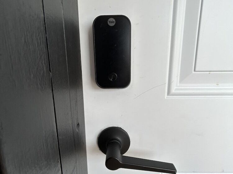 בית מלון כפרי Lake View Inn