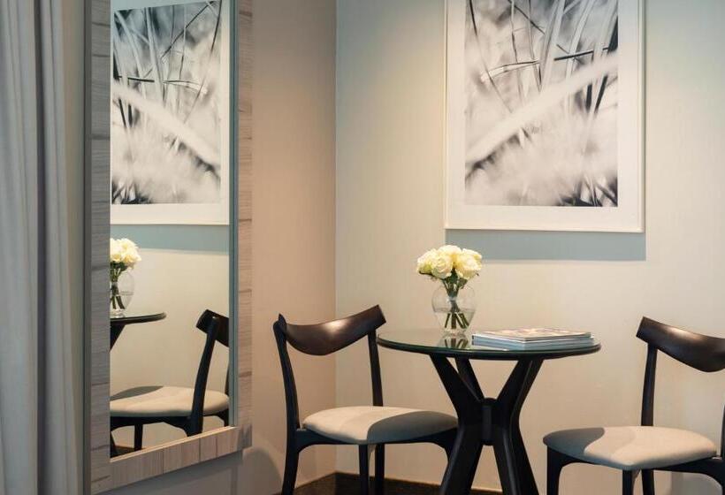 בית מלון כפרי Pullman Santiago Vitacura