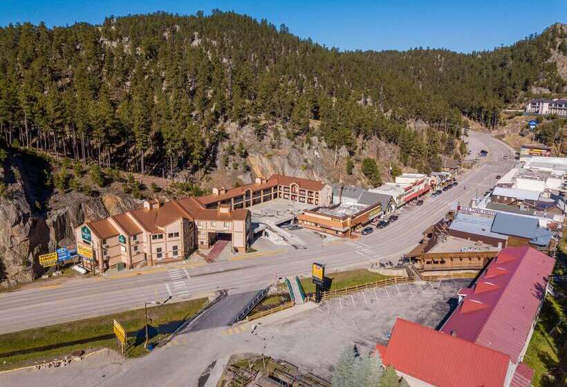 هتل Quality Inn Keystone Near Mount Rushmore
