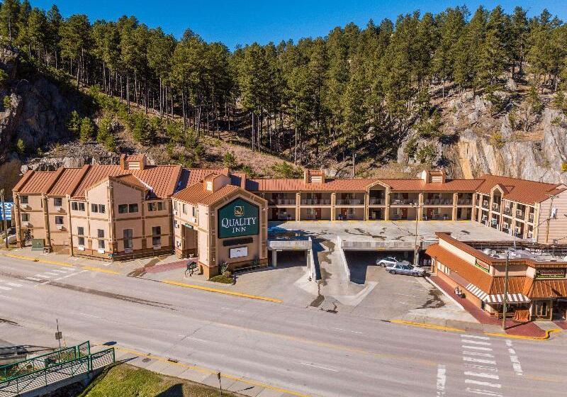 هتل Quality Inn Keystone Near Mount Rushmore