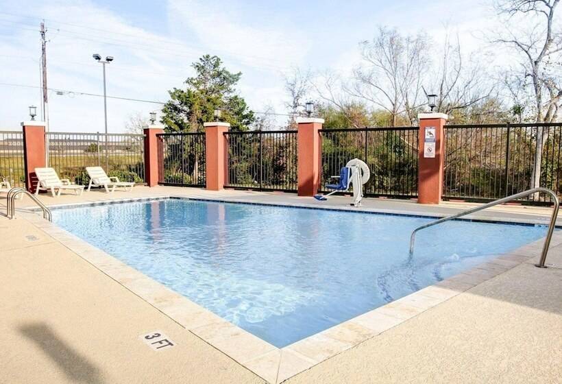 هتل Quality Inn & Suites Bryan College Station