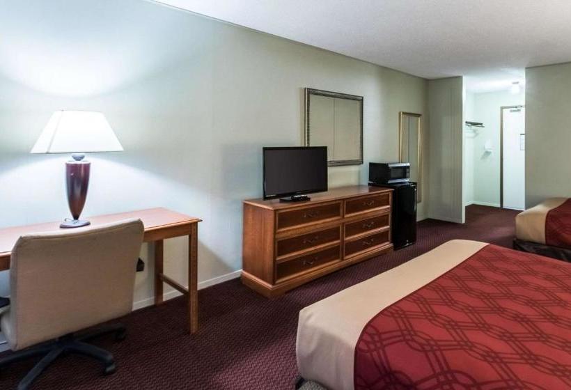 هتل Red Carpet Inn