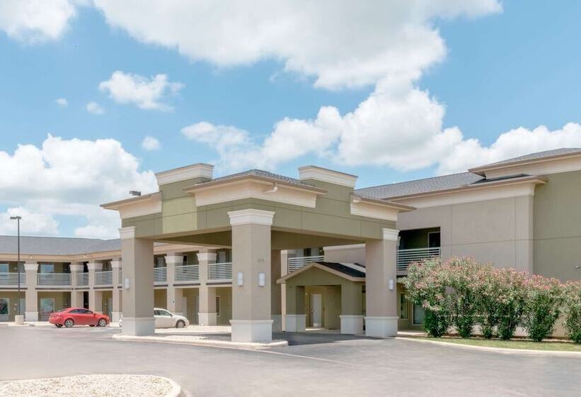 酒店 Super 8 By Wyndham Cotulla Tx