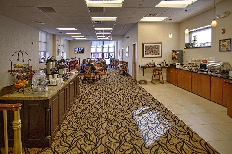 The Hotel Warner