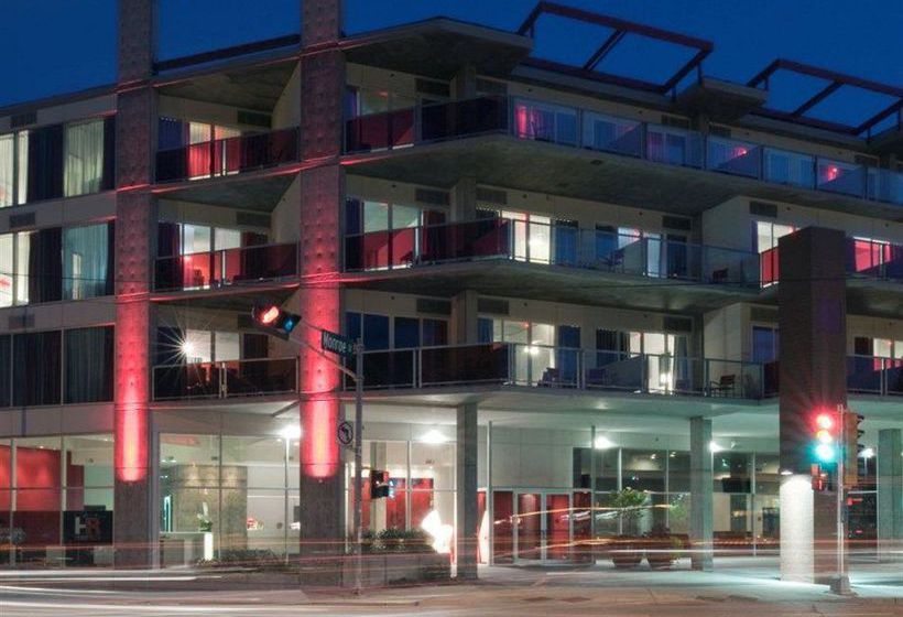 Hotelred