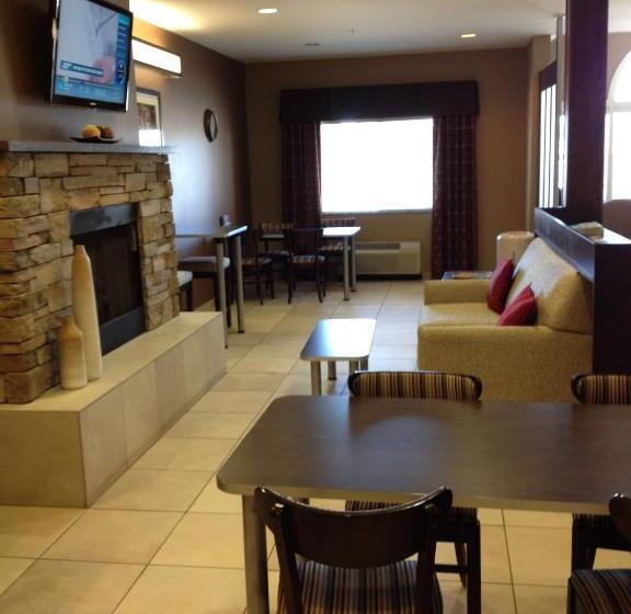 Microtel Inn & Suites