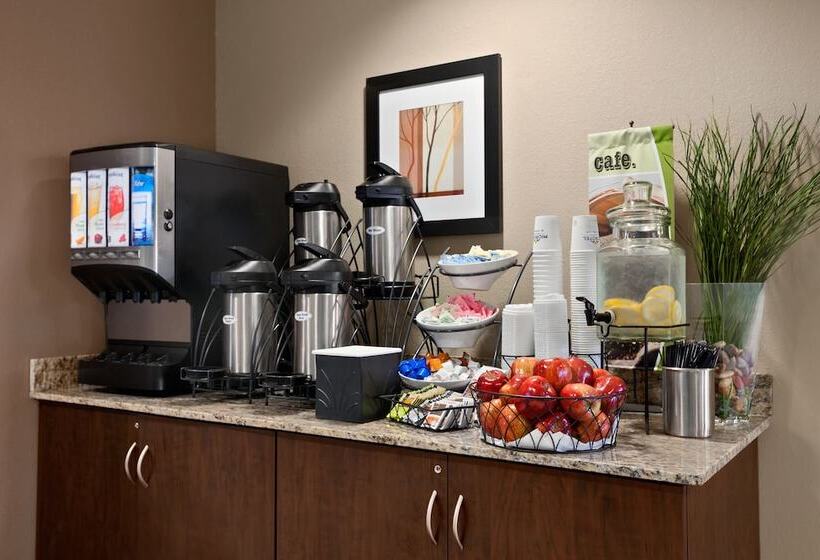 Microtel Inn & Suites By Wyndham Wheeling At The Highlands