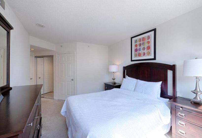 Oakwood At Ballston Place