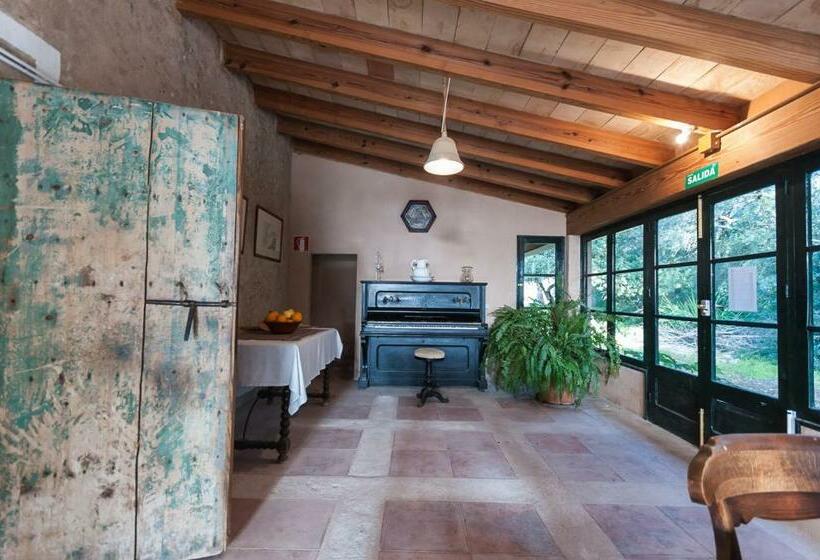 Sa Casa Rotja