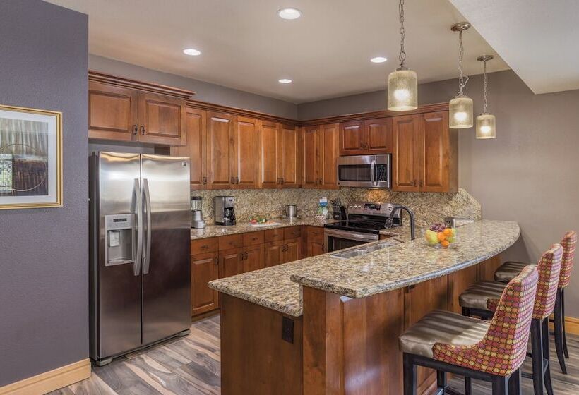 Worldmark Mccall