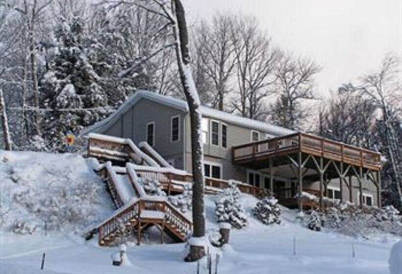 Cabins At Twinbrook Resort