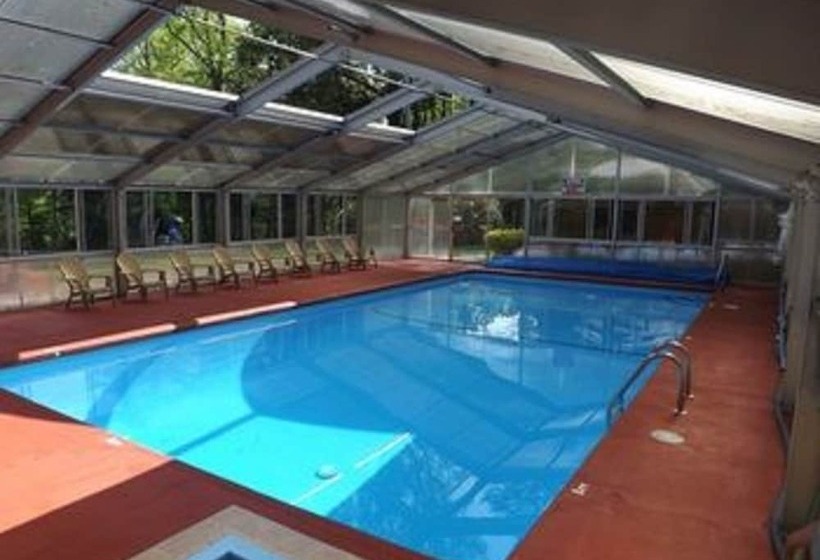 Cabins At Twinbrook Resort