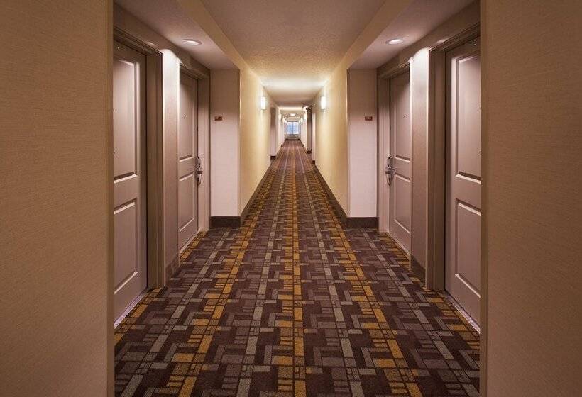 فندق Americinn By Wyndham Osage