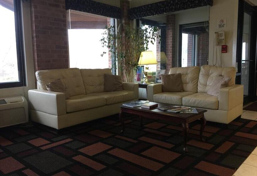 ホテル Amerihost Inn & Suites Fulton