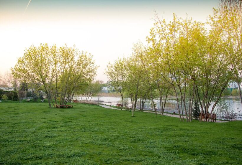 هتل Caro Horoscop