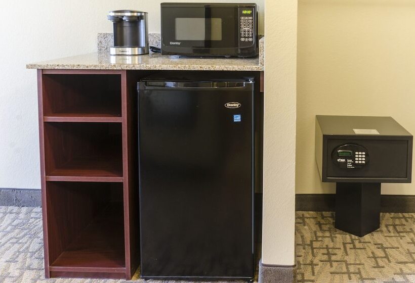 فندق Cobblestone Inn & Suites  Harvey