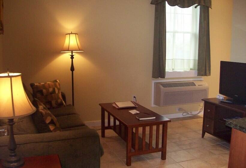 فندق Colonel S Suites