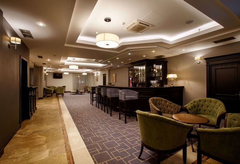 Doubletree By Hilton Hotel Sighisoara   Cavaler